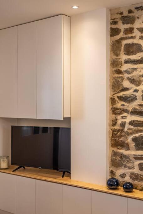 Le Cocoon - Appartement Dans Maison Du Xviieme Siecle Fougères Eksteriør bilde